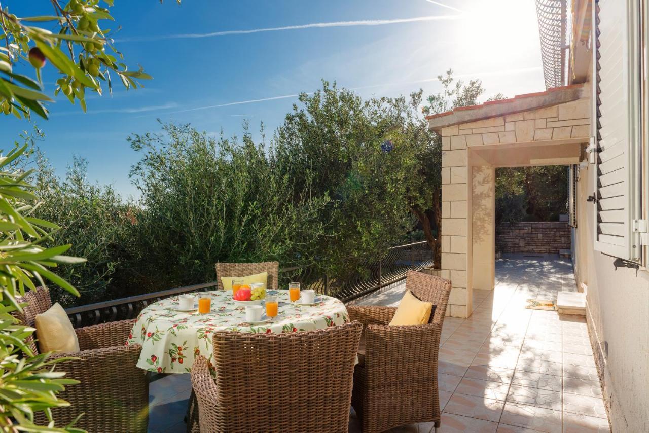 Residence Villa Irena Apartments Трогир Экстерьер фото